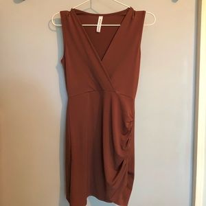 Mendocino Minidress w Side Ruching (Size S)